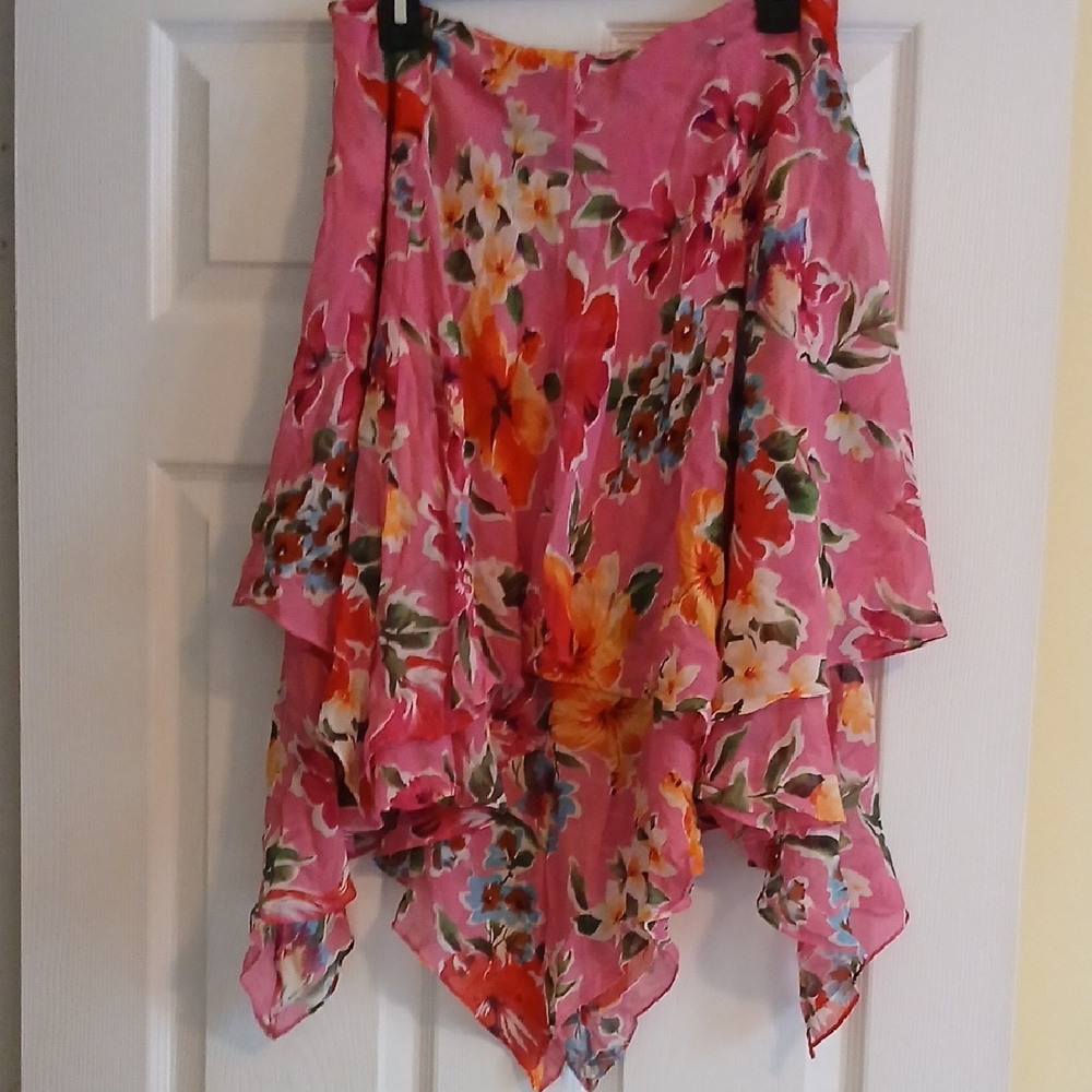 EUC Floral Ralph Lauren Multi-Layered Asymmetrical Skirt In Pink - Size 8 - Picture 3 of 6